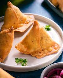 Wrapped in Crunch: Celebrating the Punjabi Samosa